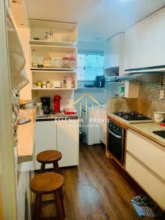 Apartamento na Dorival Cayme, 2 Dormitórios sendo uma Suíte,