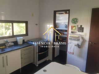 Casa Ampla e Sofisticada em Ipitanga – a apenas 300m da Praia de Vilas do Atlântico!