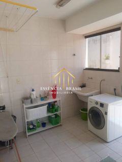 Casa Ampla e Sofisticada em Ipitanga – a apenas 300m da Praia de Vilas do Atlântico!