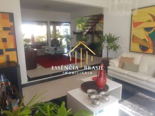 Casa Ampla e Sofisticada em Ipitanga – a apenas 300m da Praia de Vilas do Atlântico!
