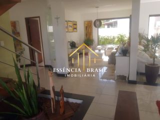 Casa Ampla e Sofisticada em Ipitanga – a apenas 300m da Praia de Vilas do Atlântico!