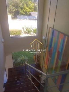 Casa Ampla e Sofisticada em Ipitanga – a apenas 300m da Praia de Vilas do Atlântico!