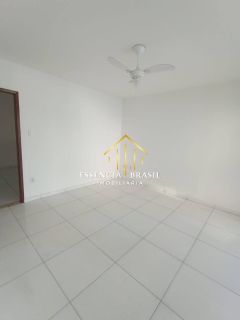 Oportunidade Única! Casa Térrea Nascente à Venda na Av. Luís Tarquínio – Próxima à Unime!