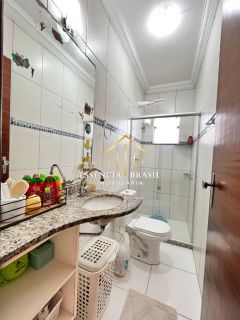 Casa Duplex à Venda em Praia do Flamengo – 100m da Praia