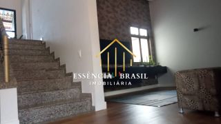 Casa Alto Padrão em Condomínio Fechado –