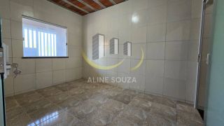 CASA 2/4 NO BAIRRO INDUSTRIAL RECÉM REFORMADA