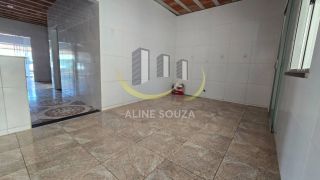 CASA 2/4 NO BAIRRO INDUSTRIAL RECÉM REFORMADA