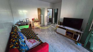 CASA COM 2/4 NO BAIRRO INDUSTRIAL