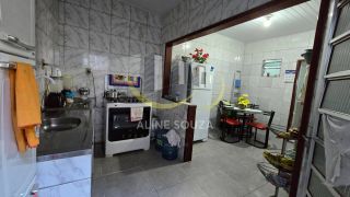 CASA COM 2/4 NO BAIRRO INDUSTRIAL