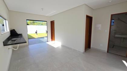 Sobrado no Cond. Residencial Sol e Praia/ Barra dos Coqueiros - SE