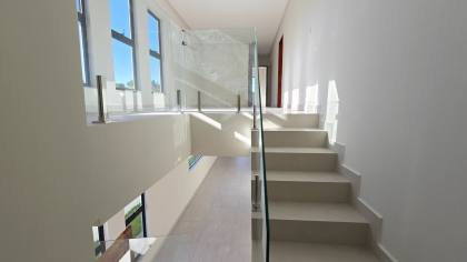 Sobrado no Cond. Residencial Sol e Praia/ Barra dos Coqueiros - SE