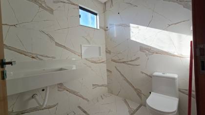 Sobrado no Cond. Residencial Sol e Praia/ Barra dos Coqueiros - SE