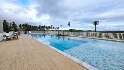 Sobrado no Cond. Residencial Sol e Praia/ Barra dos Coqueiros - SE