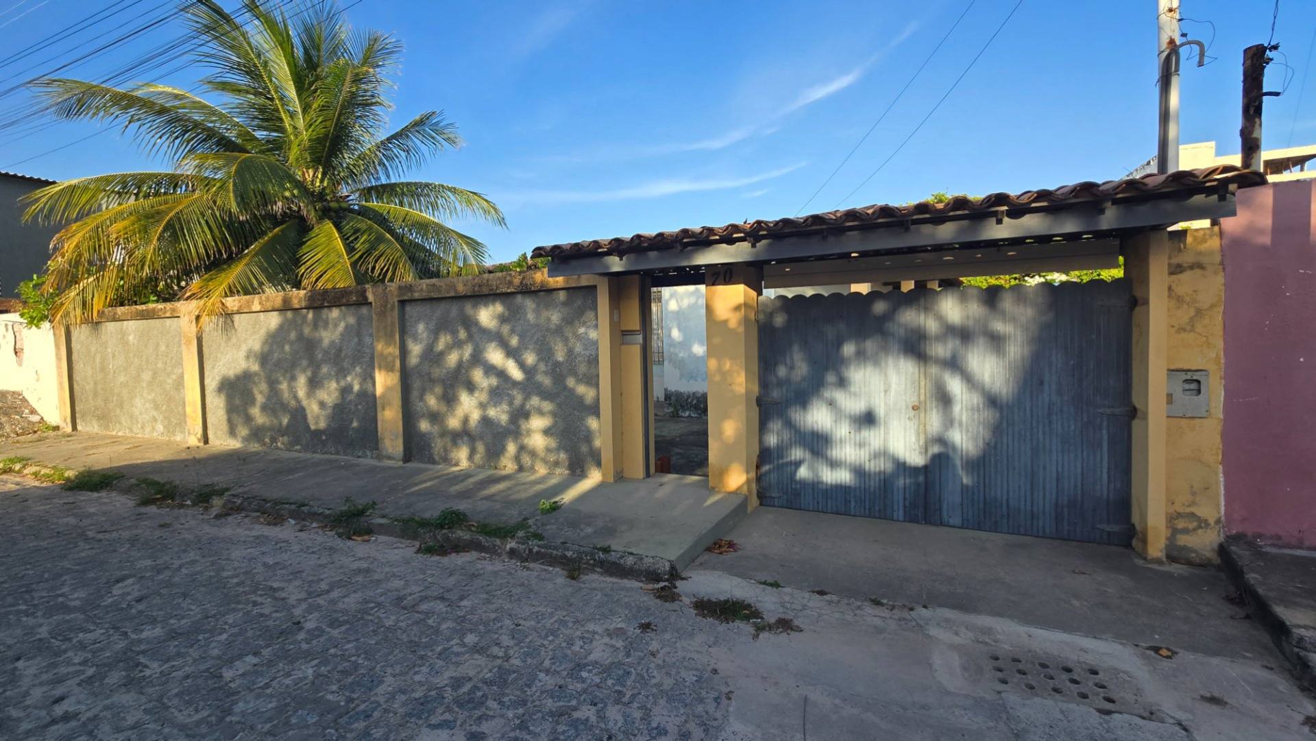 Casa ampla com grande área externa na Atalaia Nova /Barra dos Coqueiros-SE