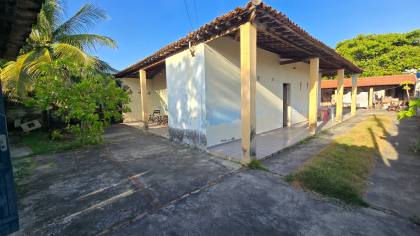 Casa ampla com grande área externa na Atalaia Nova /Barra dos Coqueiros-SE