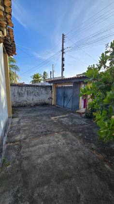Casa ampla com grande área externa na Atalaia Nova /Barra dos Coqueiros-SE