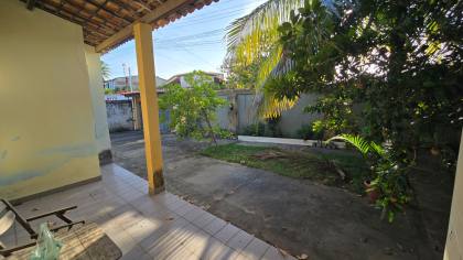 Casa ampla com grande área externa na Atalaia Nova /Barra dos Coqueiros-SE