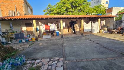 Casa ampla com grande área externa na Atalaia Nova /Barra dos Coqueiros-SE