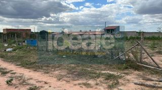 Terreno no bairro Tiquaruçu