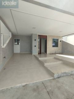 Casa em condomínio no Papagaio