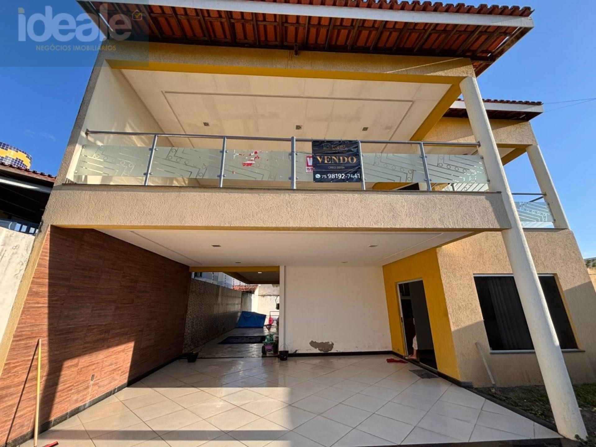 Casa ampla e completa à venda