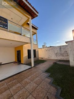 Casa ampla e completa à venda