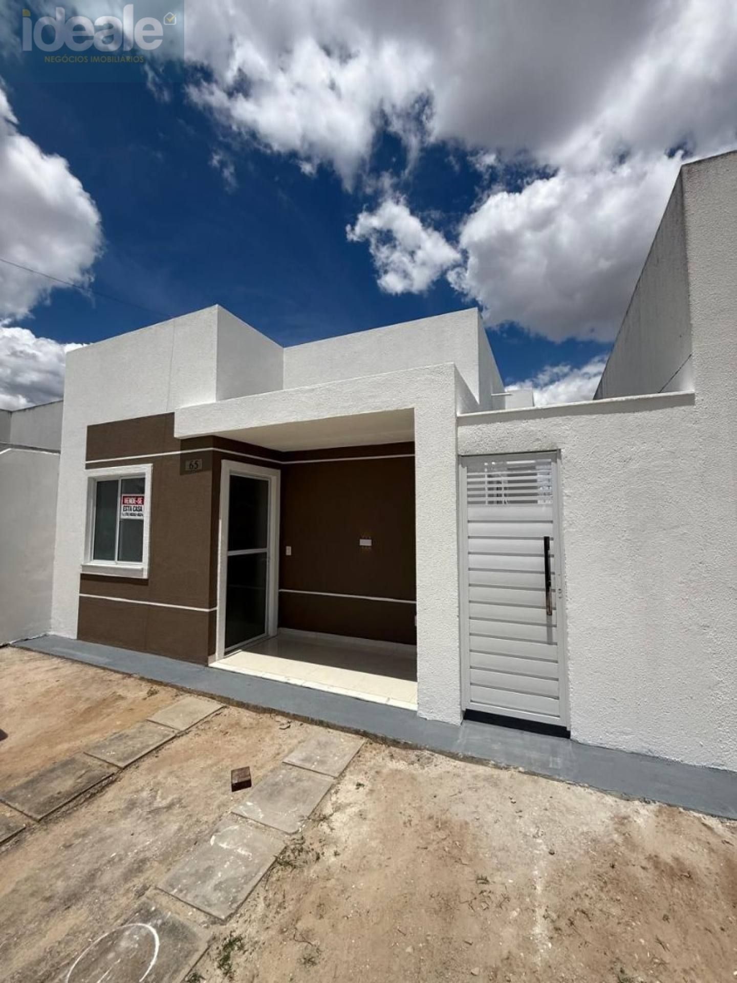Casa no Condominio Gardênia