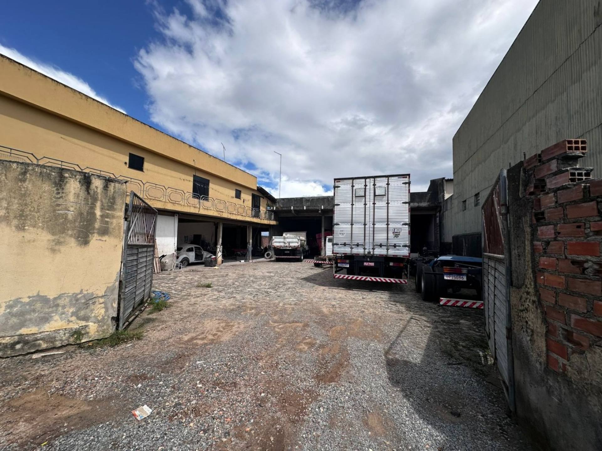 Vendo casa no Centro - Campo do Brito