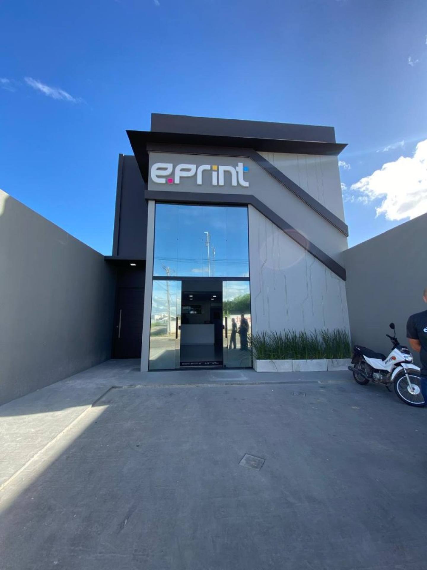 Aluga-se Salas no Anizio Amâncio - Itabaiana/SE