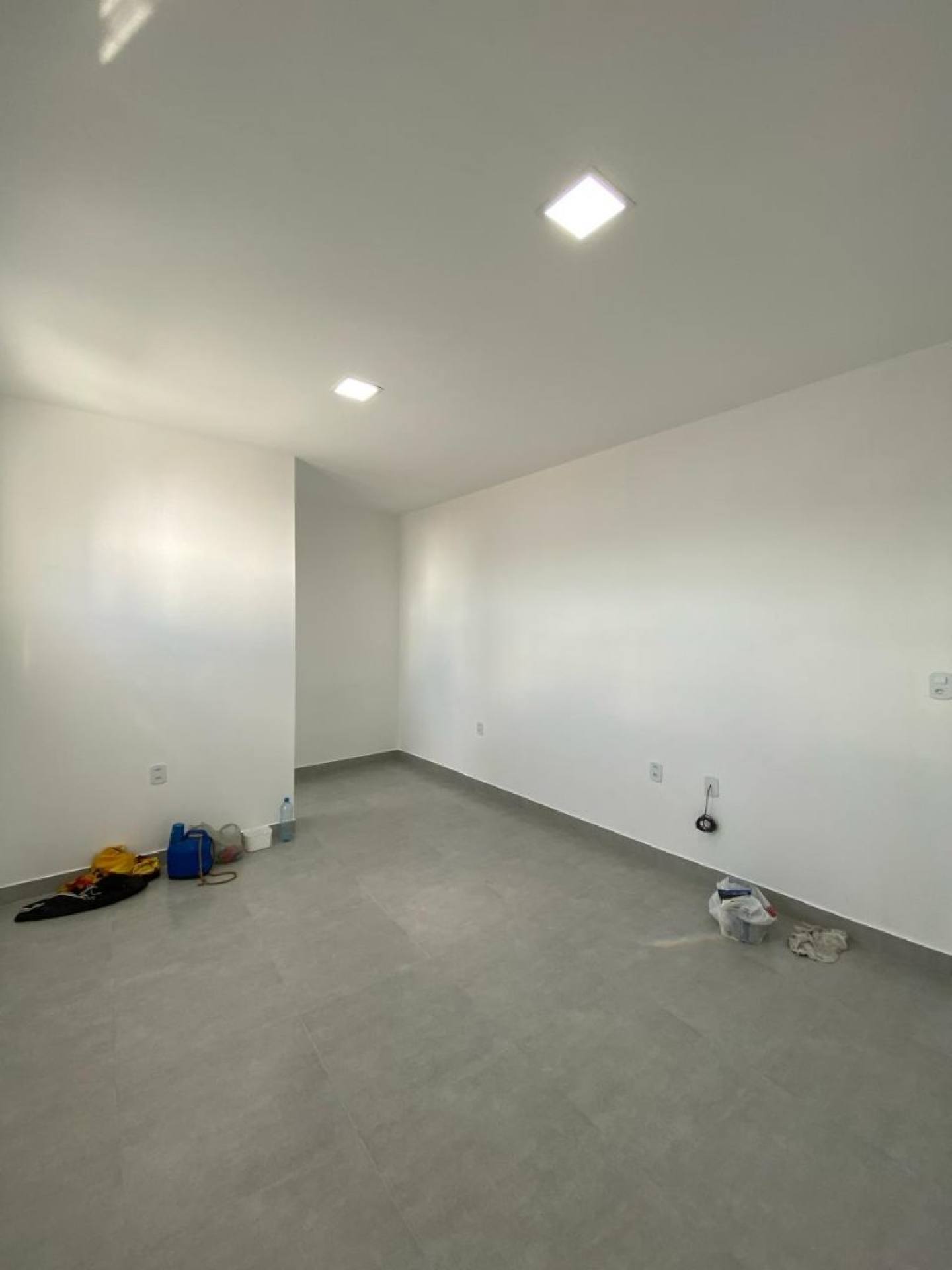 Aluga-se Salas no Anizio Amâncio - Itabaiana/SE