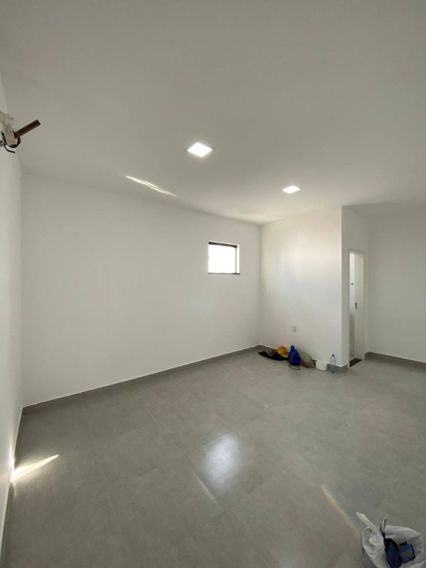 Aluga-se Salas no Anizio Amâncio - Itabaiana/SE