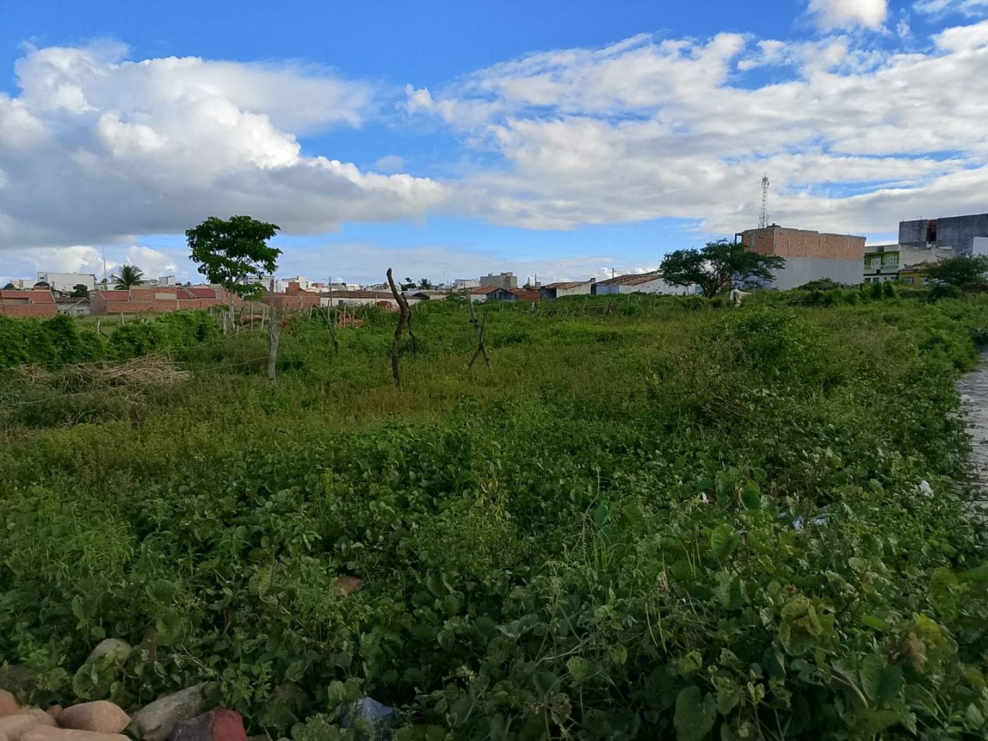 Vendo lote no Mamede Paes Mendonça - Itabaiana/SE