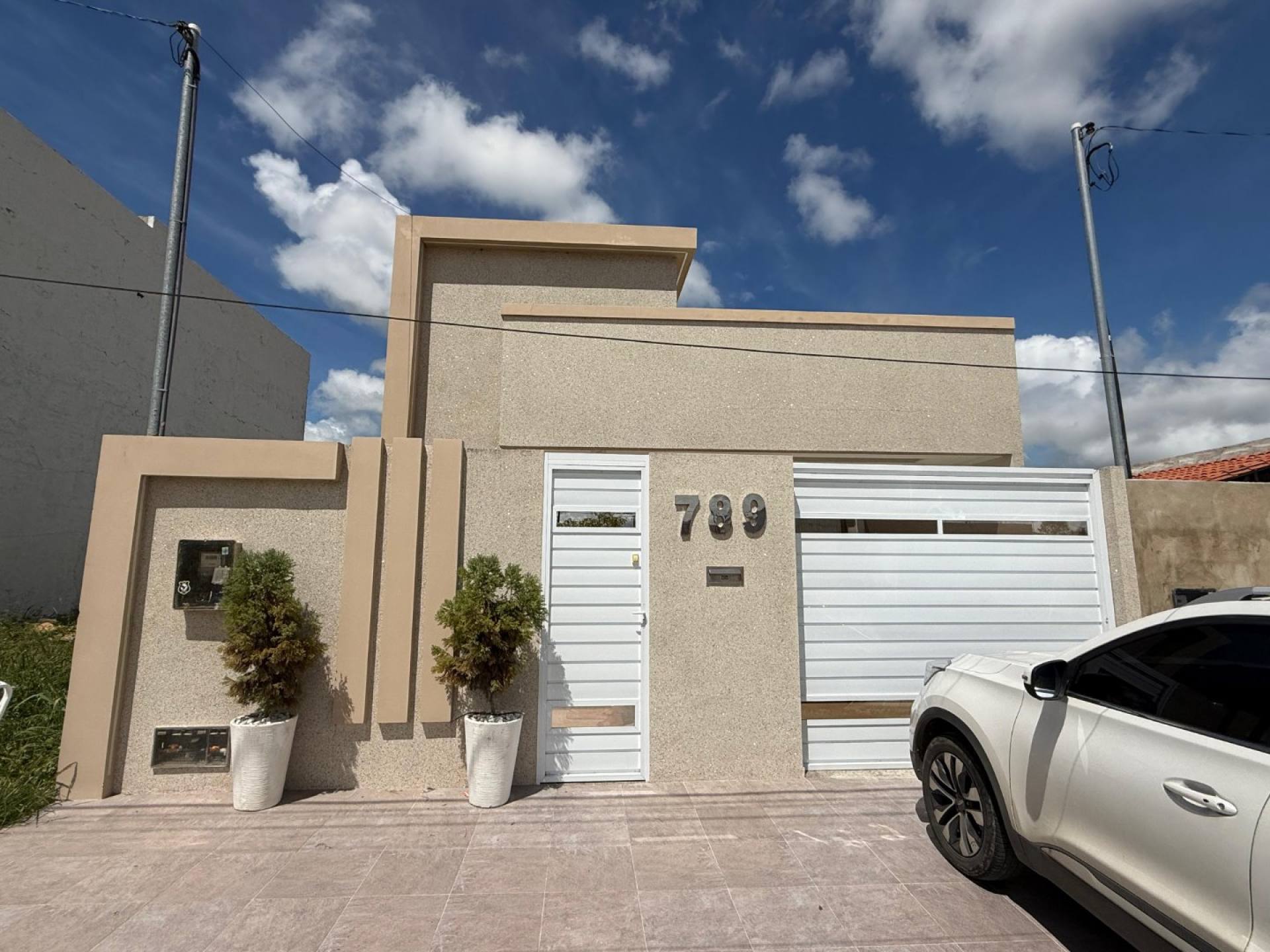 Vendo casa no Oviedo Teixeira - Itabaiana/SE