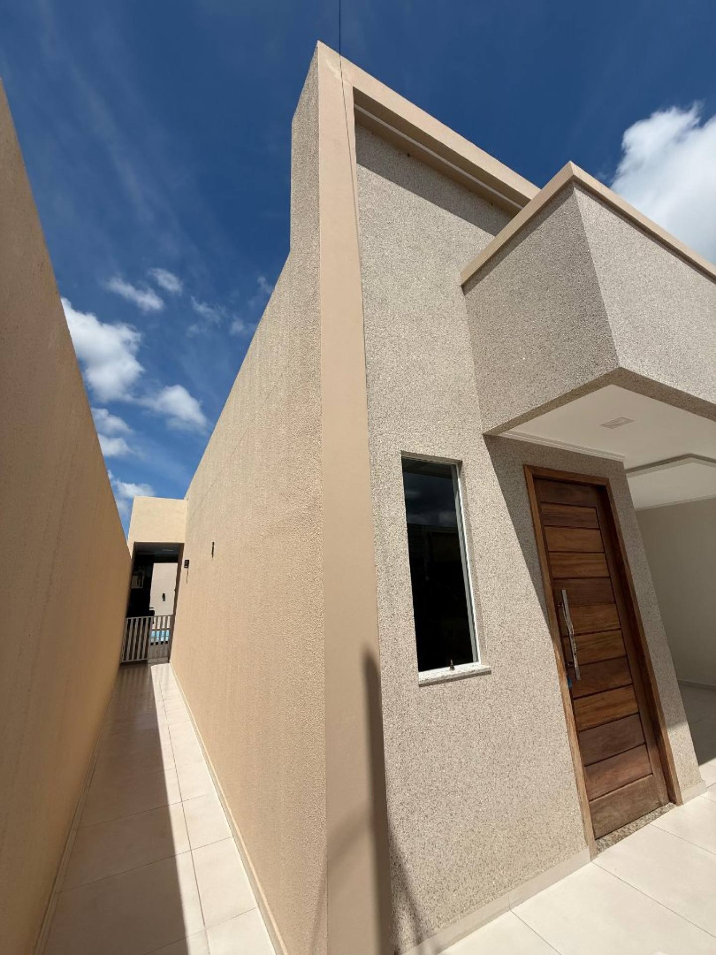 Vendo casa no Oviedo Teixeira - Itabaiana/SE