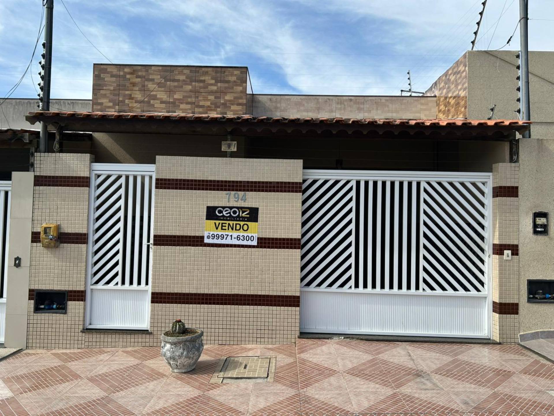 Vendo Casa no Oviedo Teixeira - Itabaiana/SE