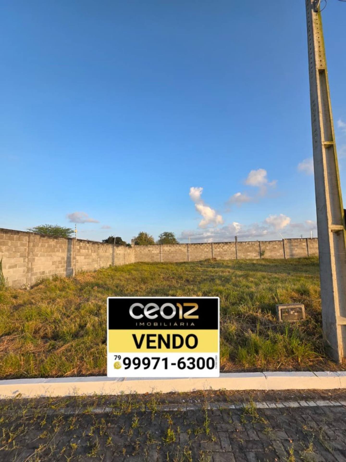 VENDO LOTE NO CONDOMÍNIO PORTAL DO LAGO - ITABAIANA/SE