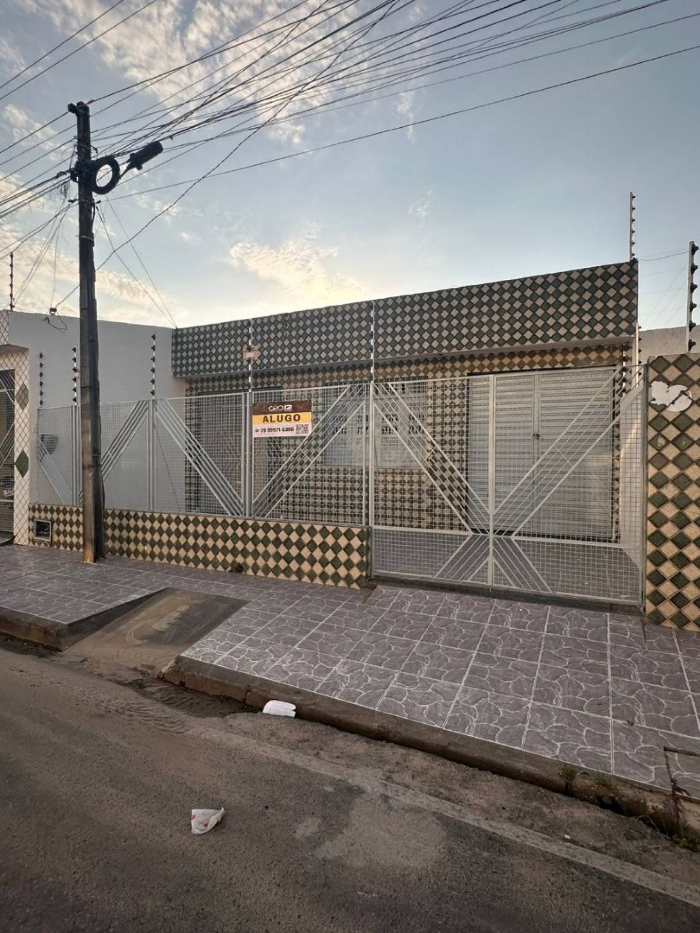 ALUGA-SE  CASA NO ROTARY CLUB - ITABAIANA/SE