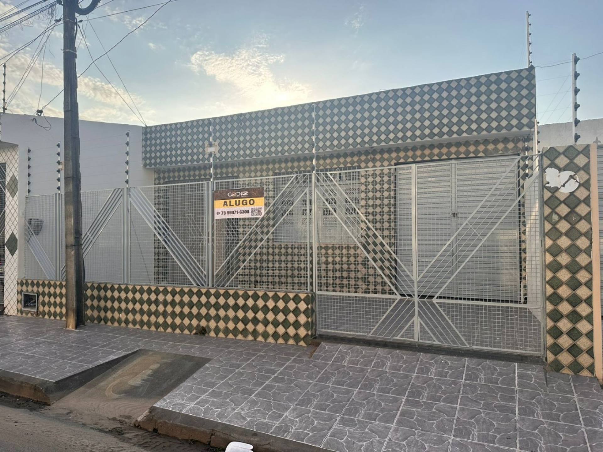 ALUGA-SE  CASA NO ROTARY CLUB - ITABAIANA/SE