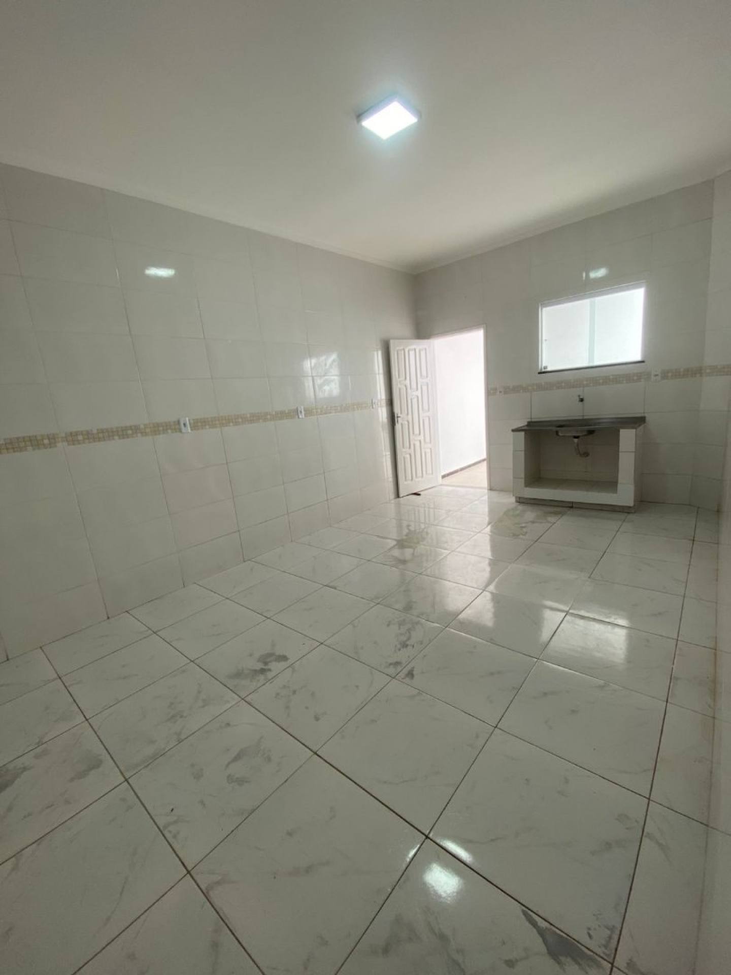 ALUGA-SE CASA NO SANTA MONICA - ITABAIANA/SE