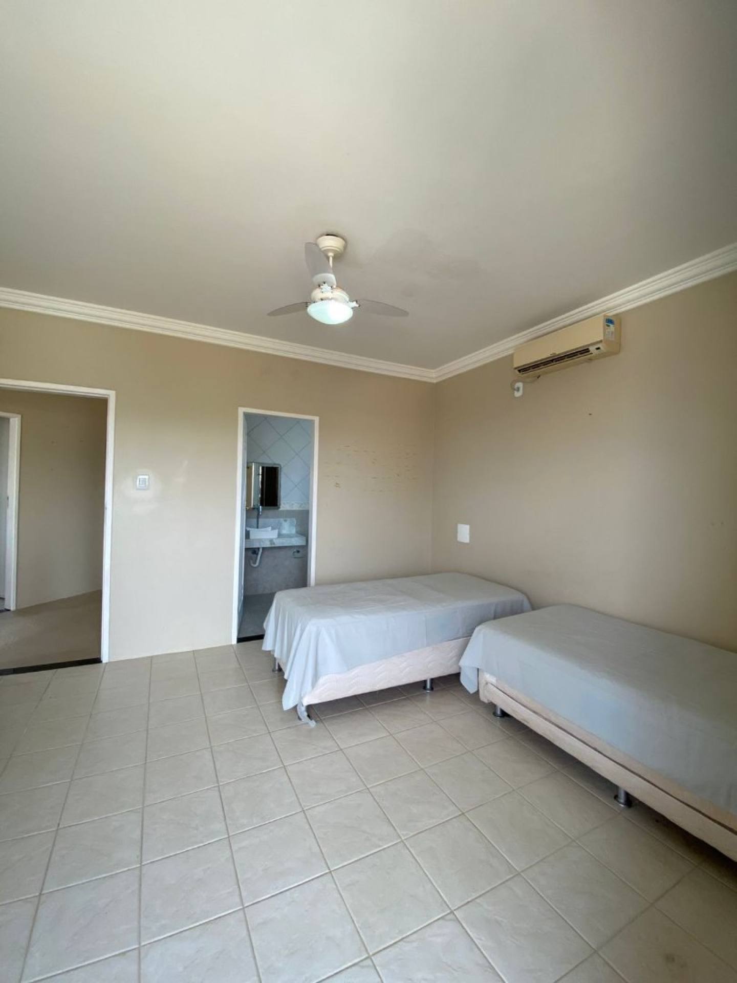 VENDO CASA NO CONDOMÍNIO PORTAL DO SOL - MOSQUEIRO - ARACAJU/SE