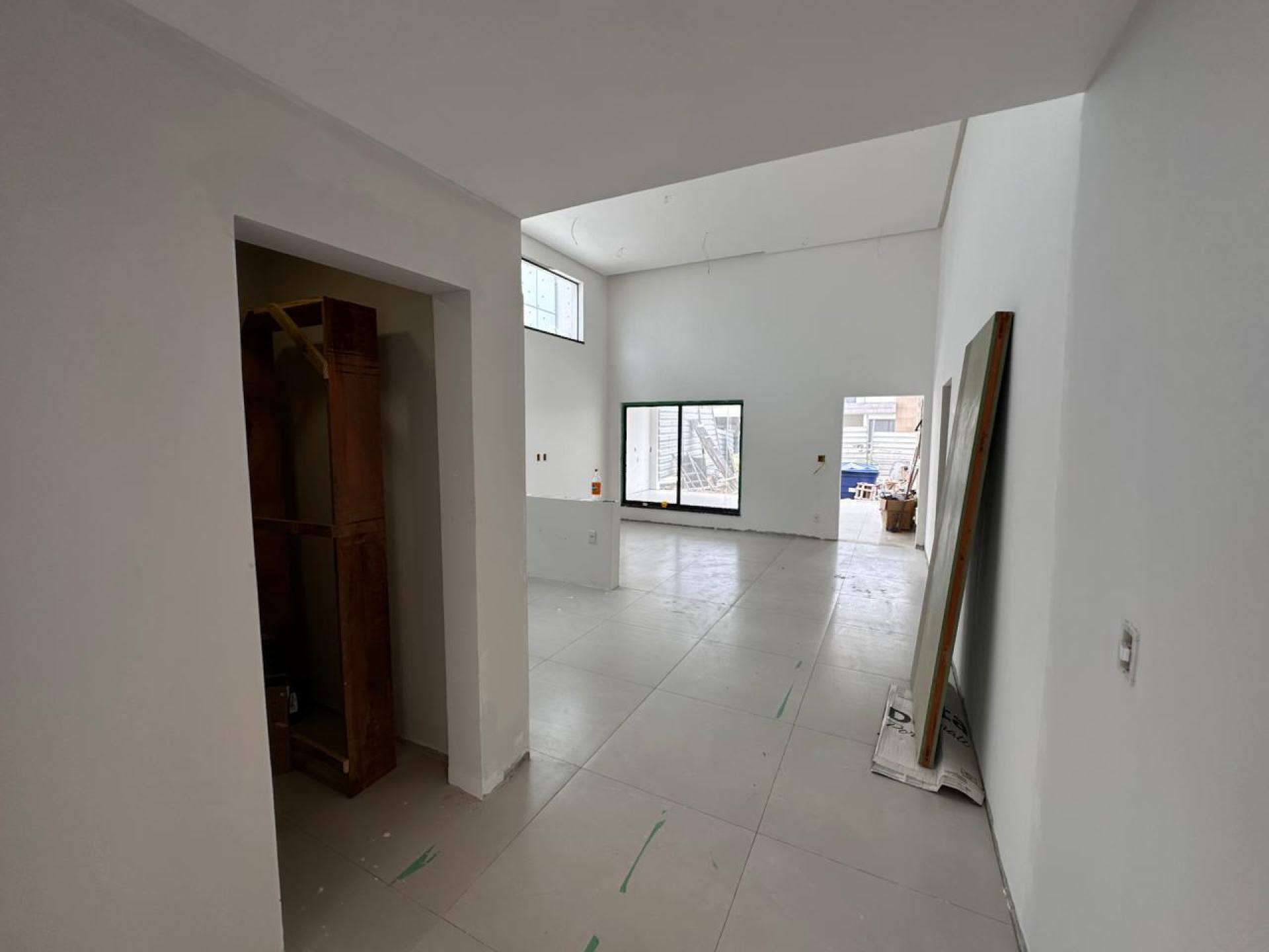 VENDO CASA EM CONDOMÍNIO TERRAS ALPHAVILLE 1 - BARRA DOS COQUEIROS