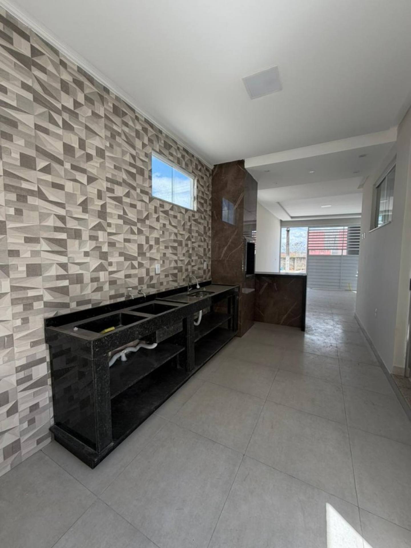 Vendo casa no Oviedo Teixeira - Itabaiana/SE