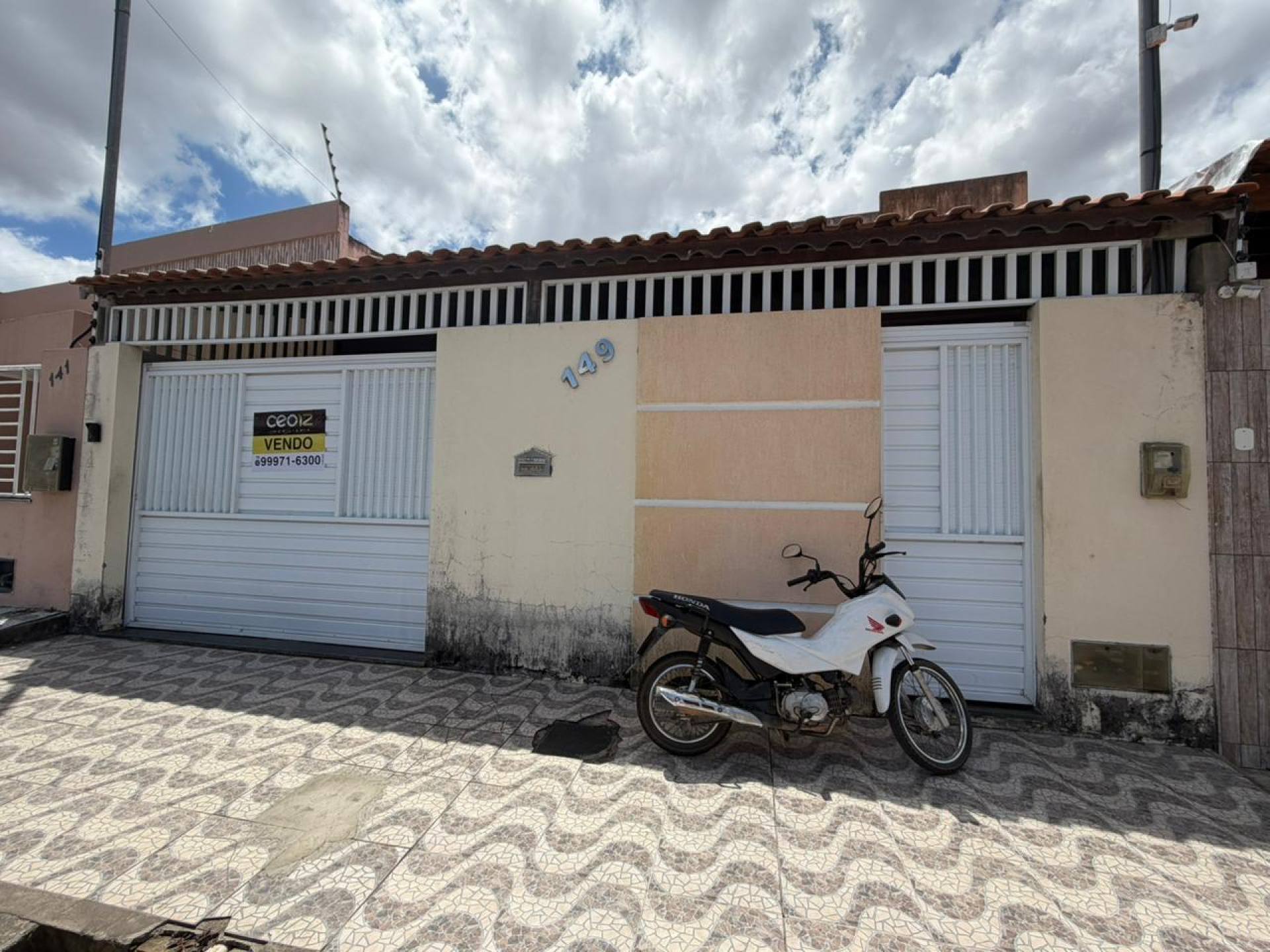 Vendo casa no Oviedo Teixeira - Itabaiana/SE