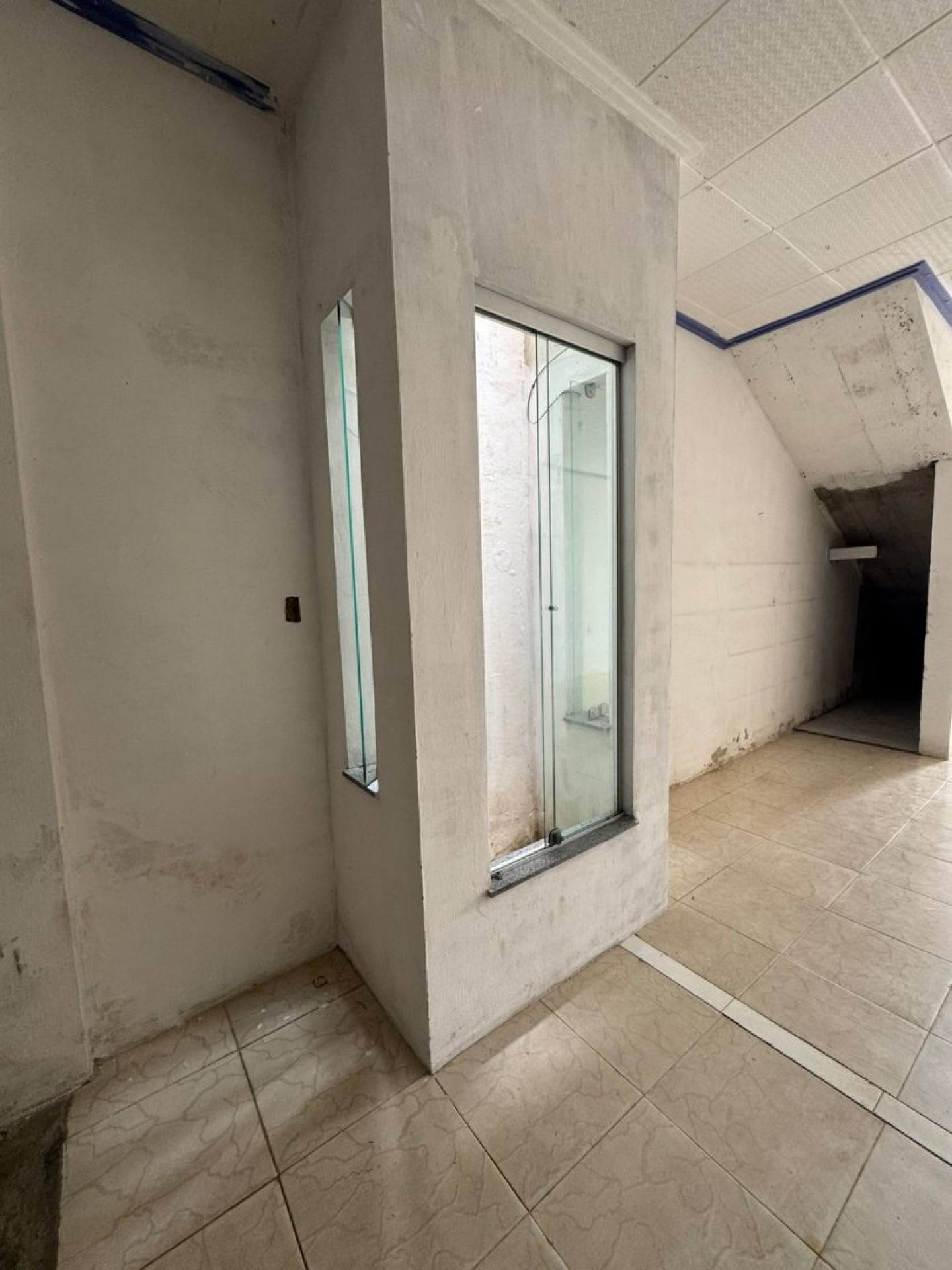 Aluga-se Galpão no Mamede Paes Mendonça - Itabaiana/SE