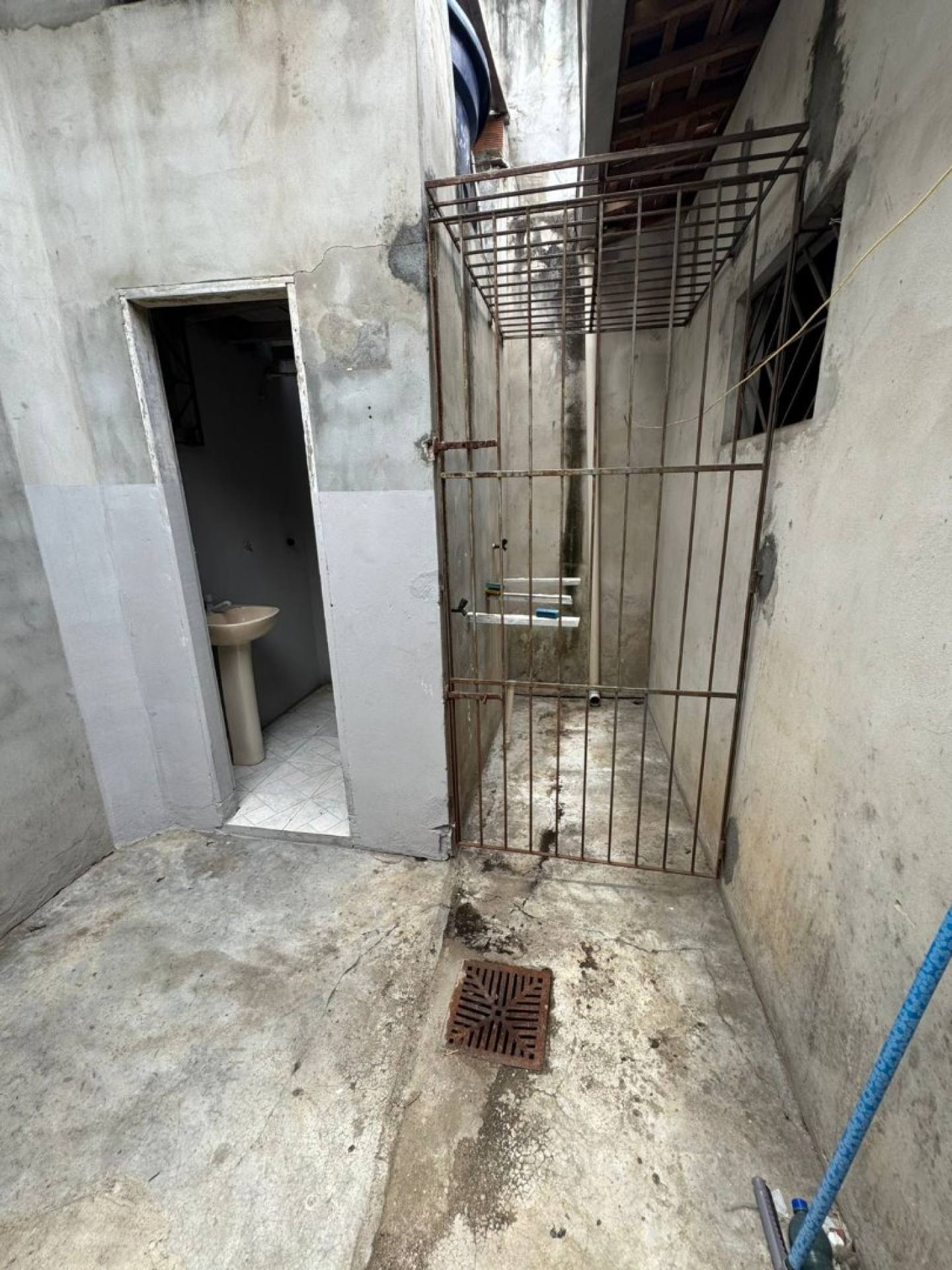 Aluga-se Galpão no Mamede Paes Mendonça - Itabaiana/SE