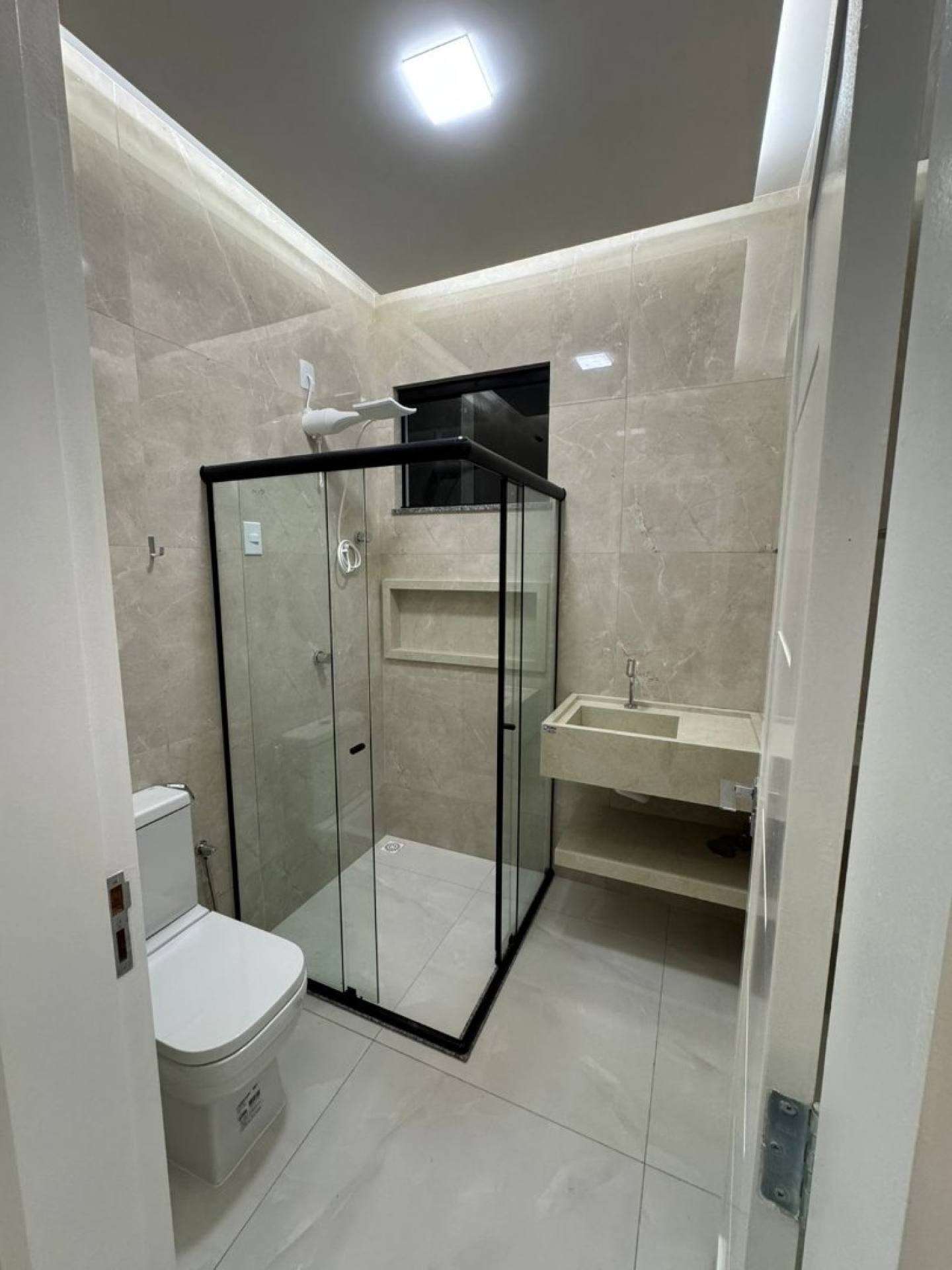 Vende-se casa no Condomínio Leonardo da Vinci - Itabaiana/SE