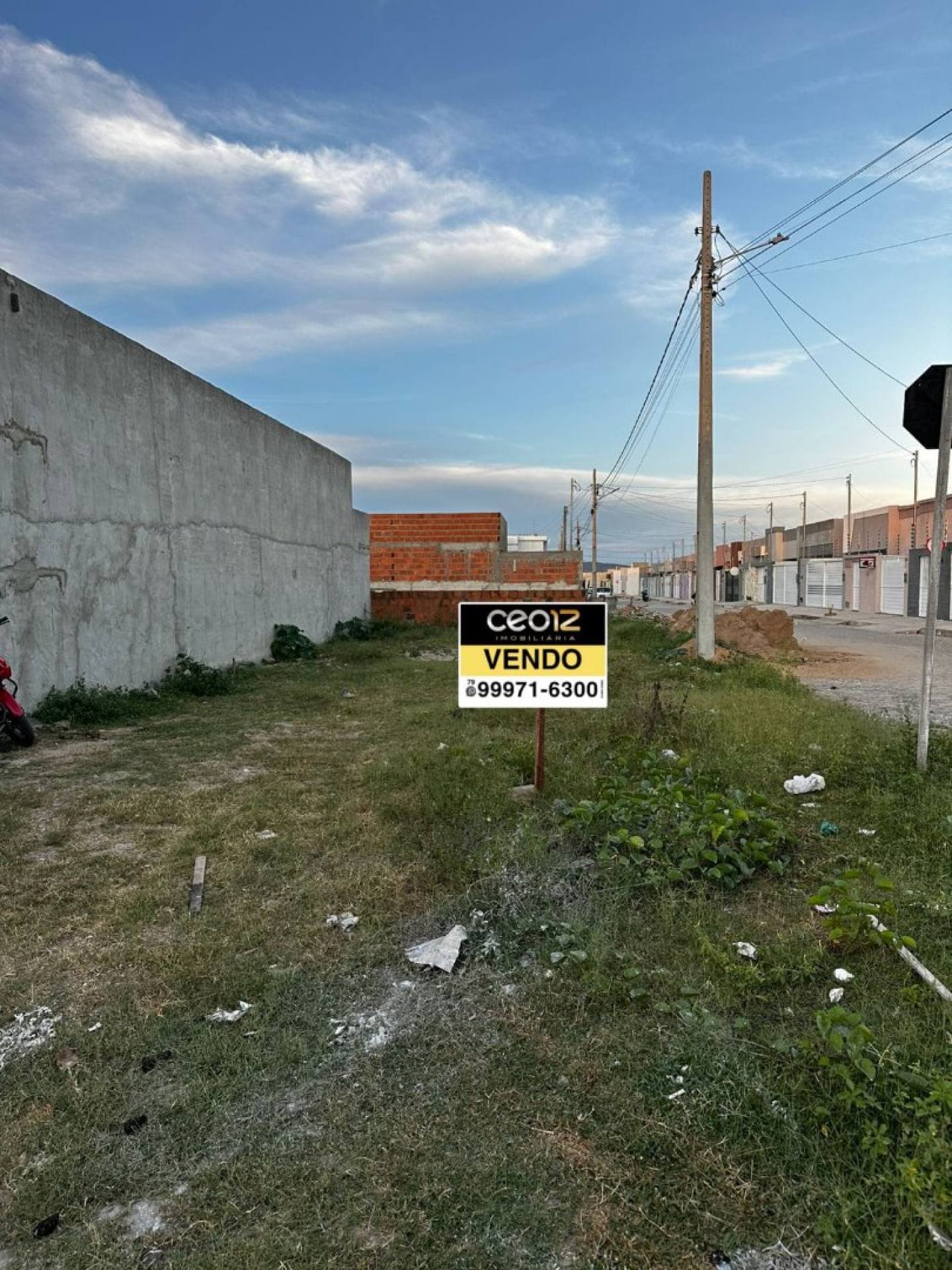 Vende-se lote no Santo Agostinho