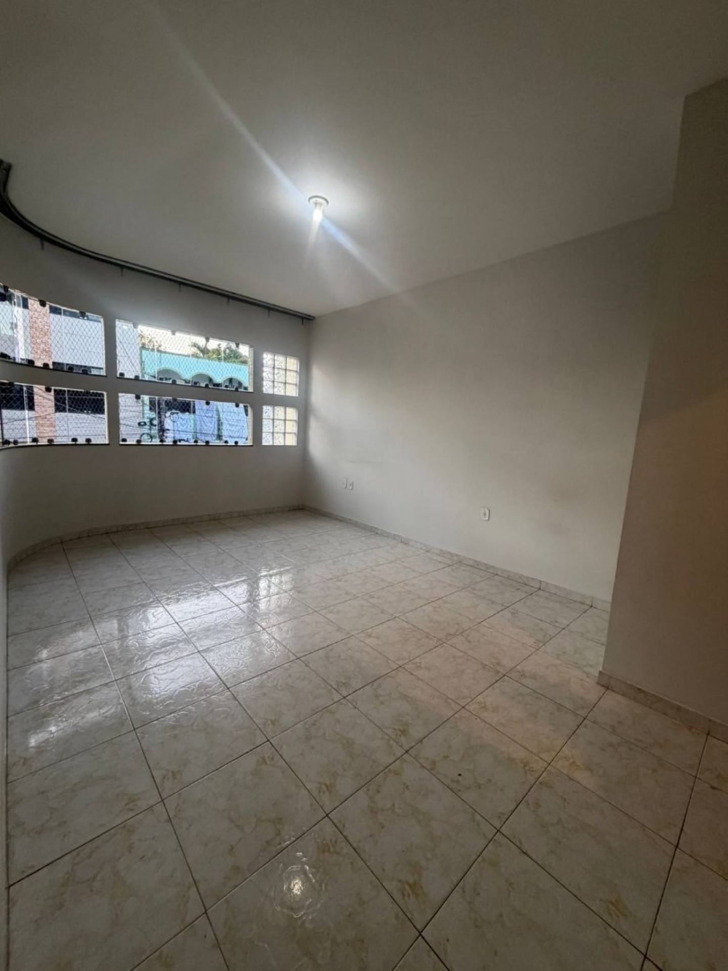 Aluga-se Apartamento no Centro - Itabaiana/SE