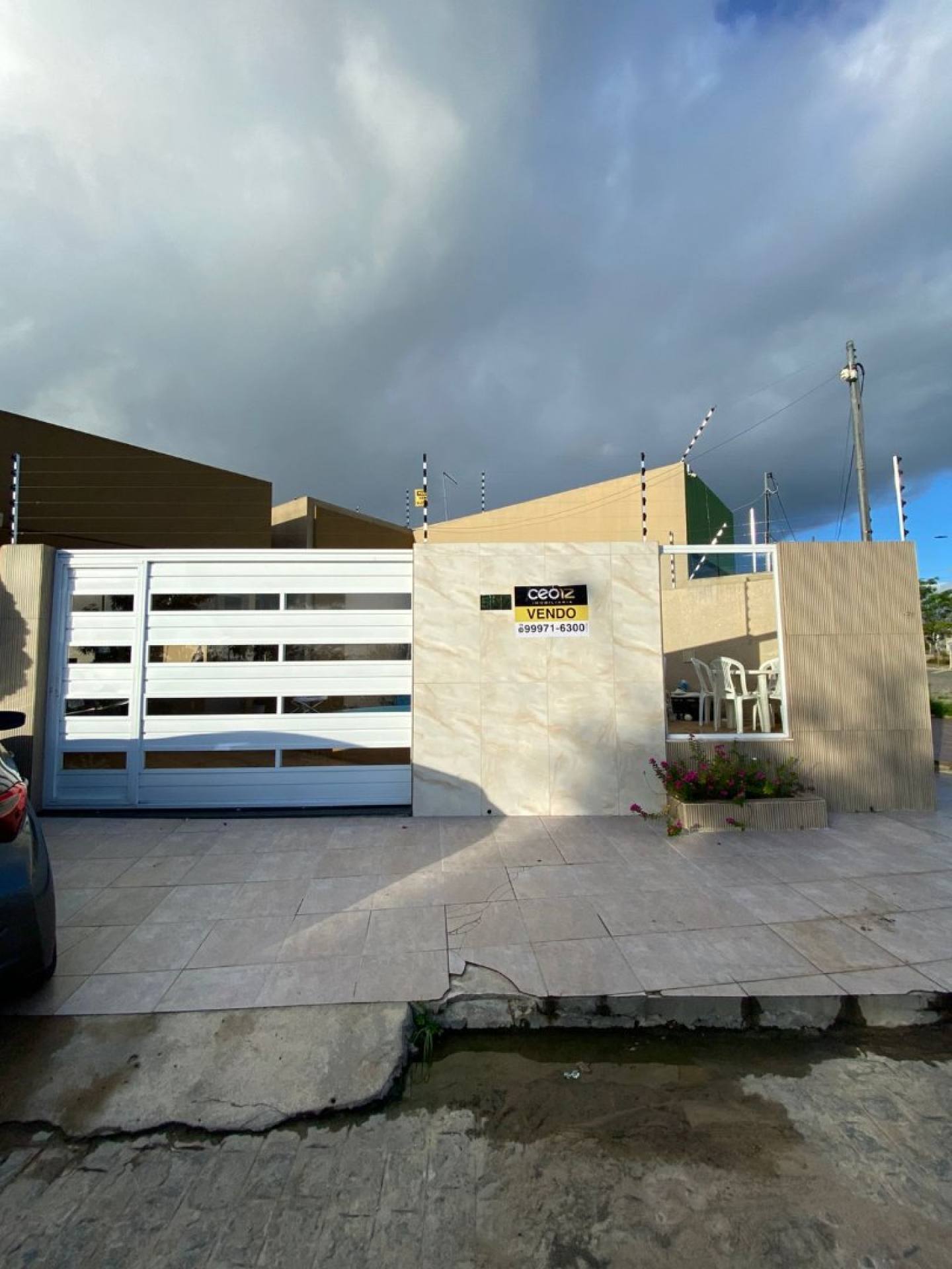 Vende-se casa no Oviedo Teixeira - Itabaiana/SE