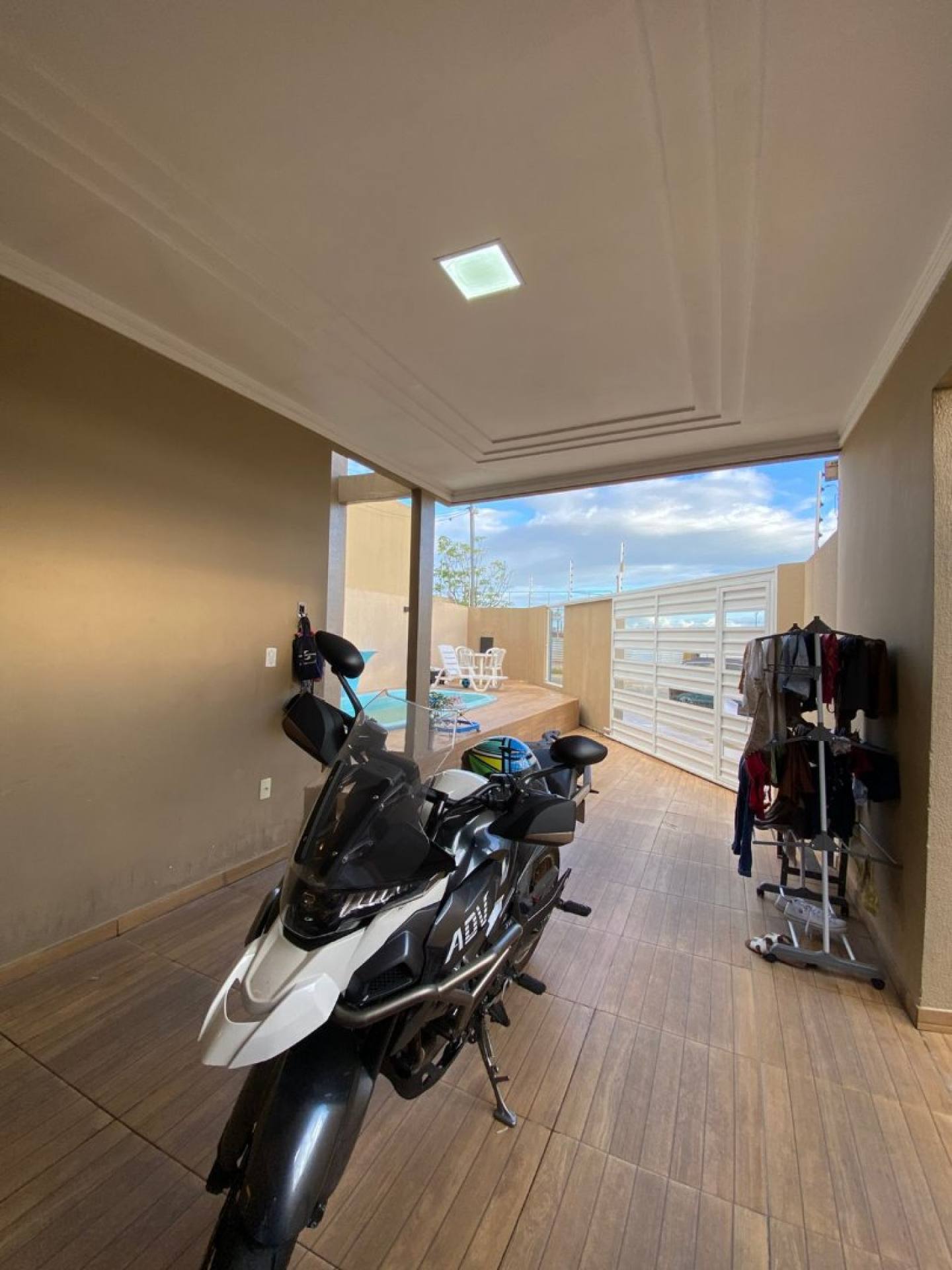 Vende-se casa no Oviedo Teixeira - Itabaiana/SE